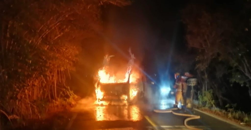 Nayarit Registra Bloqueos En La Carretera San Blas Tepic Tras Un