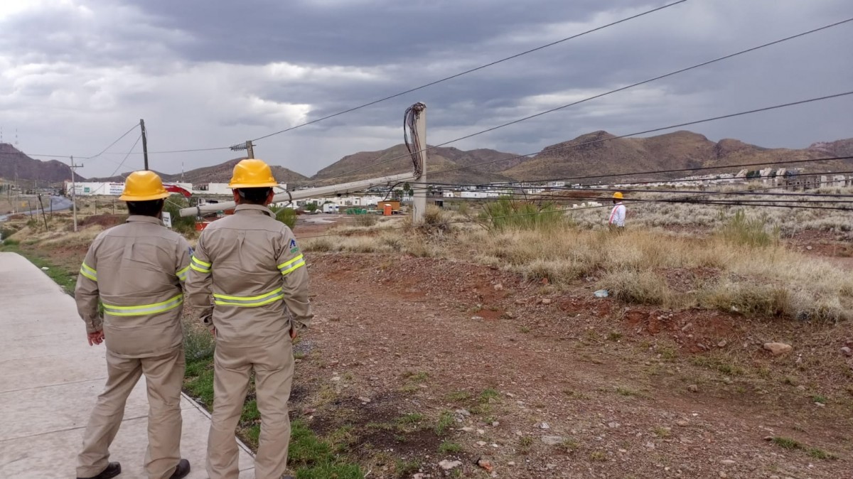 Rayo Derriba Poste De CFE En Carretera Aldama Omnia