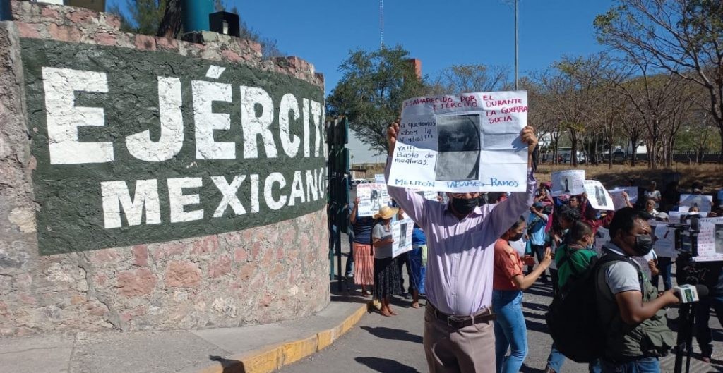 Familiares De Desaparecidos En La Guerra Sucia Protestan En Guerrero