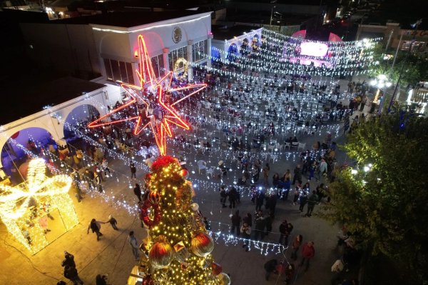 Próximo Domingo 8 de diciembre encendido del Pino Navideño en Meoqui