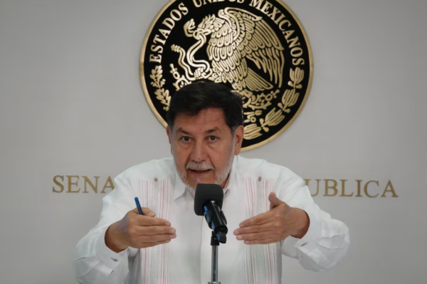 Yo no le llamé malagradecido a Corral, eso es una intriga: Noroña