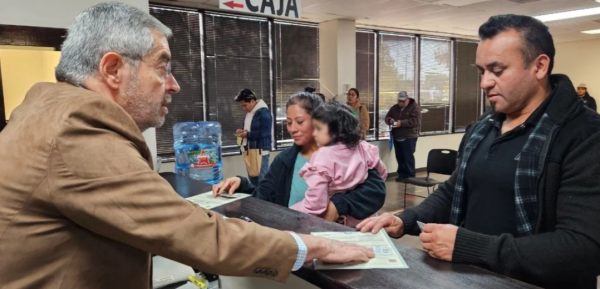 Juan Ramón de la Fuente presume en EU la lucha de la 4T contra la migración y el fentanilo