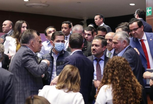 Expone Mario Vázquez agresiones por parte de Adán Augusto y Miguel Ángel Yunes, interpondrá denuncia