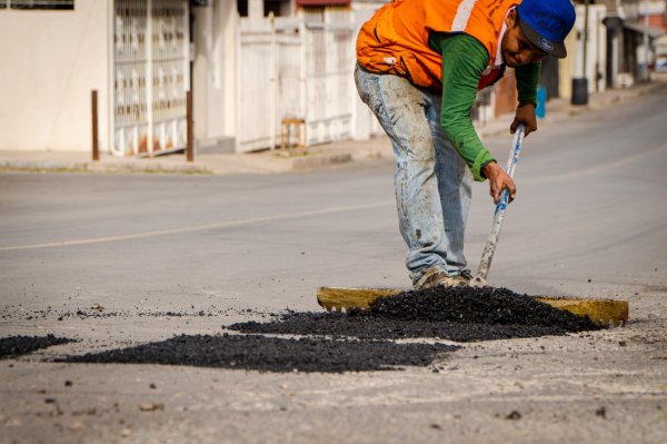 Atendió Municipio 588 baches esta semana