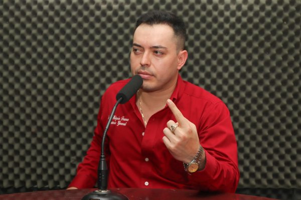 Mario Vázquez, vulgar provocador: Omar Holguín Franco