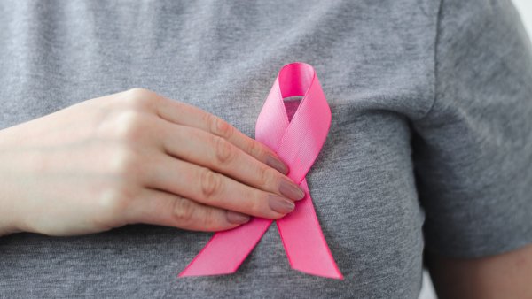 Cientos de artículos plásticos se vinculan con el cáncer de mama debido a sus químicos