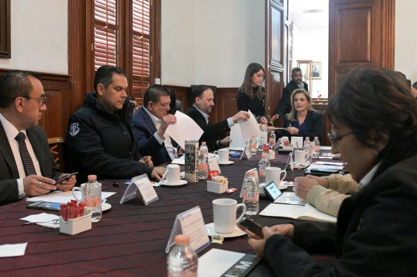 Maru Campos analiza en sesión de Mesa de Seguridad las acciones a implementar ante el inicio del periodo vacacional