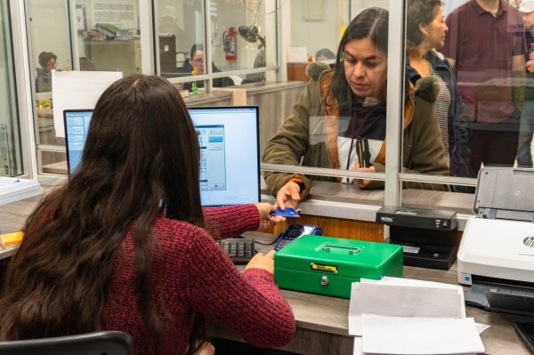 Aprovechan meoquenses últimos días en los descuentos de recargos en el pago del predial