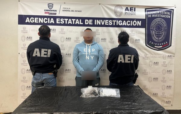 Captura AEI a masculino en posesión de arma de fuego y cocaína en Cd. Juárez