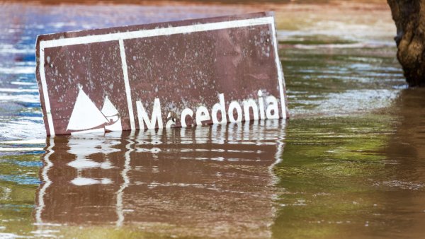 Desciende el nivel de agua en casi la mitad de los ríos más grandes del mundo