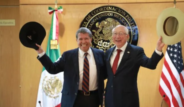 Monreal se reunió con Ken Salazar por última vez; hablaron sobre el T-MEC, migración y seguridad