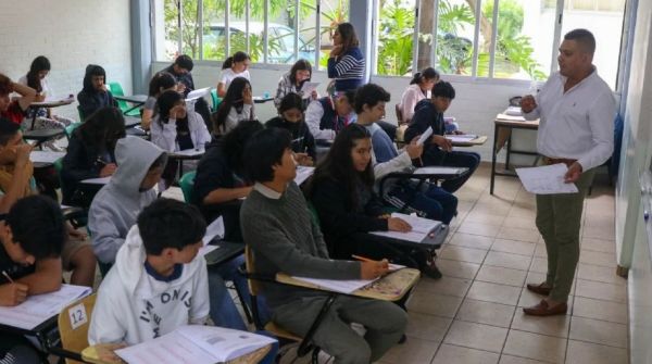 Deserción escolar en bachillerato alcanza el 8.1% en México; 430 mil estudiantes abandonan al año