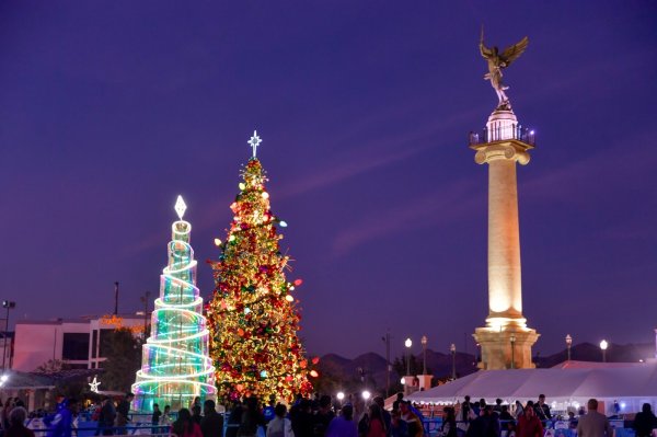 Han disfrutado 52 mil chihuahuenses de las atracciones de la plaza del Ángel