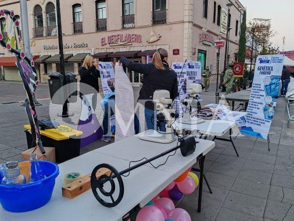 Instalan stand para Jornadas por la Paz