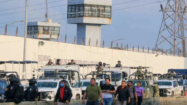 Autoridades confirman siete reos muertos y al menos diez heridos tras motín en penal de Tabasco