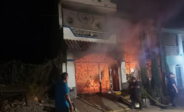 Incendian un centro de rehabilitación en Mazatlán, Sinaloa; hay un muerto y 18 heridos