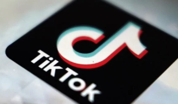 Albania cerrará TikTok un año, lo acusa de promover violencia infantil