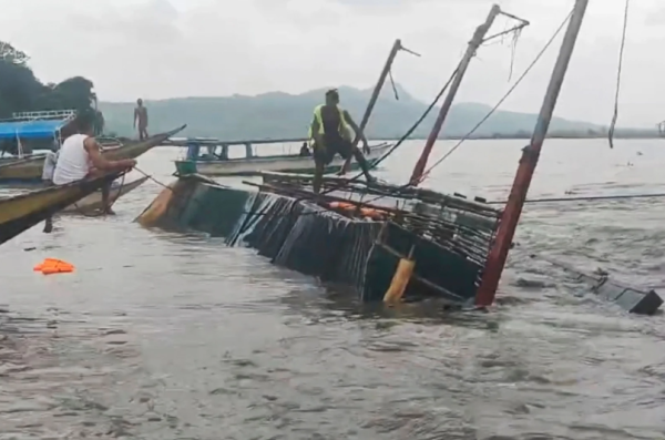 Naufragio de ferry en río deja 38 muertos y más de 100 desaparecidos en Congo