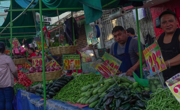 Inflación ‘da su Navidad’ a los mexicanos: Se desacelera a 4.44% en primera quincena de diciembre