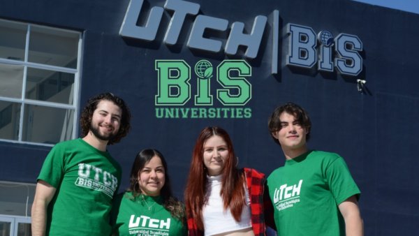 Invita UTCH Chihuahua estudiar bajo el modelo bilingüe