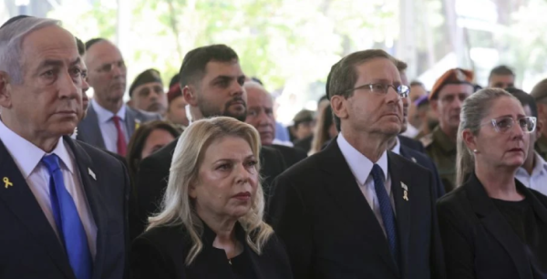 Fiscalía de Israel investiga a Sara Netanyahu por presunto acoso a opositores y testigo clave en juicio por corrupción