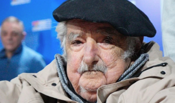 Internan al expresidente uruguayo José Mujica para una cirugía programada