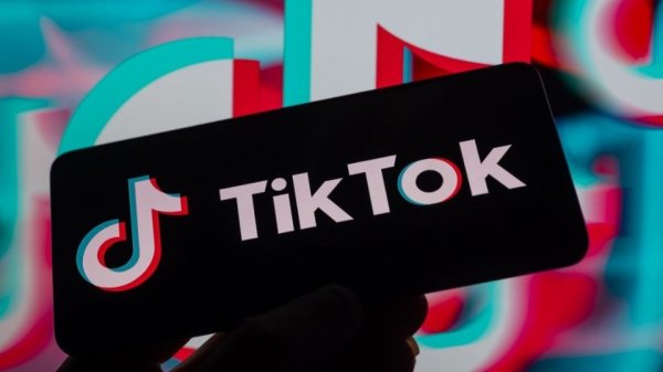 Trump pide a la Corte Suprema suspender prohibición de TikTok hasta que su administración encuentre una “solución política”