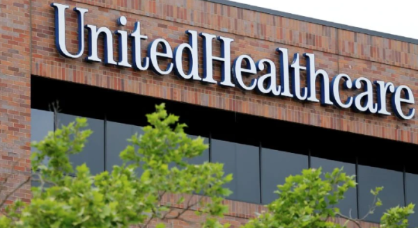 Encuesta revela que estadounidenses culpan a aseguradoras y desigualdad en el asesinato del CEO de UnitedHealthcare