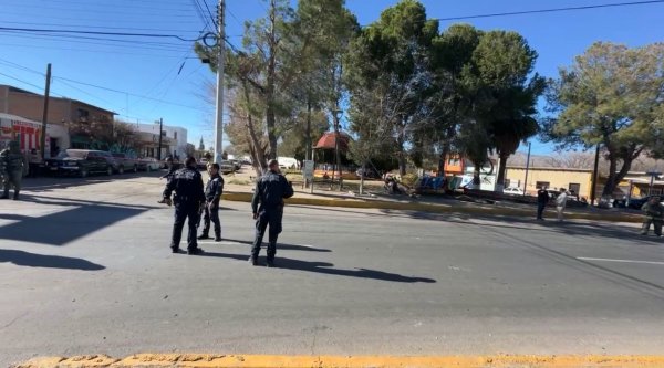 Continúa censo y cerrada entrada al municipio de Camargo