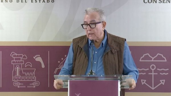 Rocha Moya hace “llamadito” para celebrar el Año Nuevo en Sinaloa sin disparos: “No se apasionen”