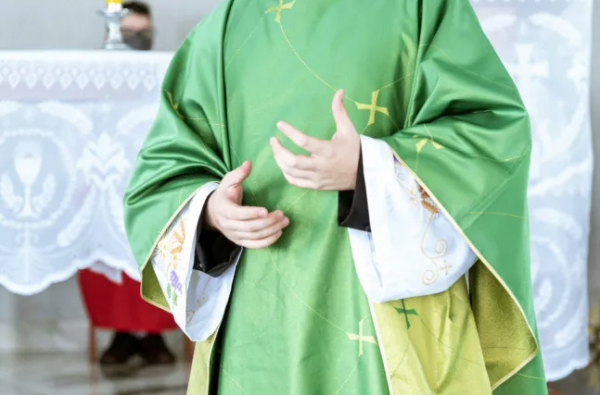Gobierno de México solicita información personal de sacerdotes católicos para curso de “Símbolos Patrios”