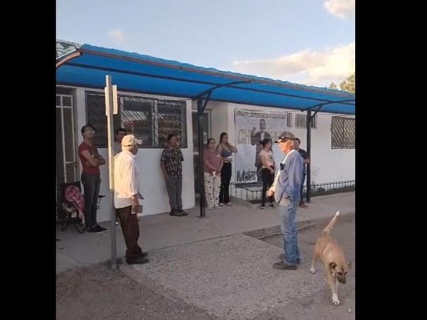 Denuncian mal servicio de la clínica del IMSS en Lázaro Cárdenas, municipio de Meoqui