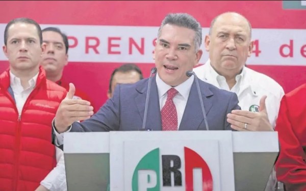 Priistas aprueban reelección de Alito Moreno