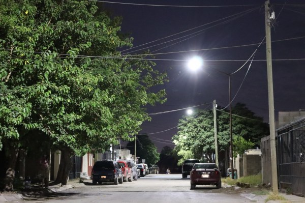 Llegó a 200 el número de colonias de Chihuahua que ya cuentan con nuevas lámparas LED: Bonilla