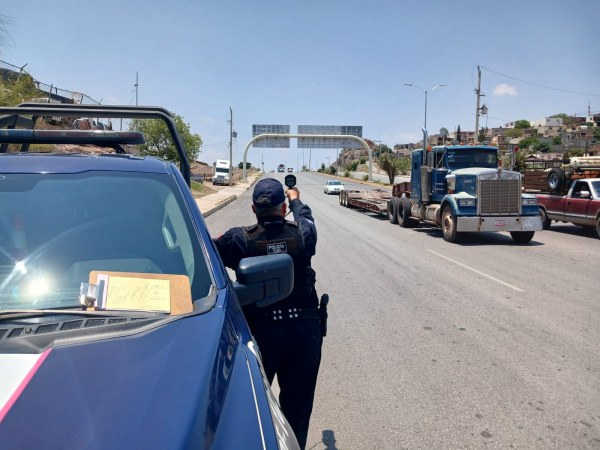 Sanciona Policía Vial a 182 conductores por exceso de velocidad