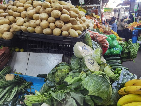 Alta demanda de alimentos propicia la inflación: CCE