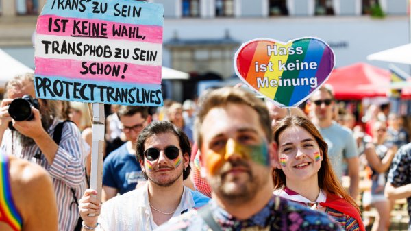 Ley para facilitar cambio de género entra en vigor en Alemania