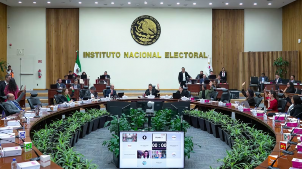 Reforma al Poder Judicial: INE aprueba presupuesto de 13 mil mdp para elección de jueces y ministros