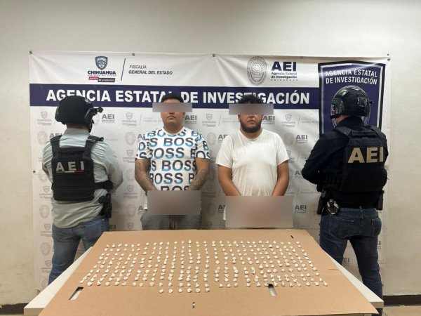 Agentes ministeriales capturan a dos por posesión de 306 envoltorios de cocaína en Ciudad Juárez