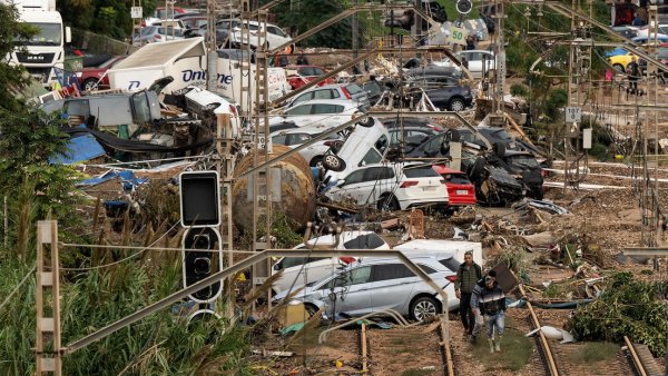 Las mortales inundaciones en Valencia dejan un lastre de riesgos sanitarios