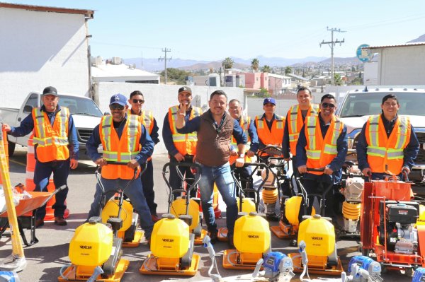 Invierte Gobierno del Estado  más de 45.5  MDP en equipo y uniformes para trabajadores de la SCOP