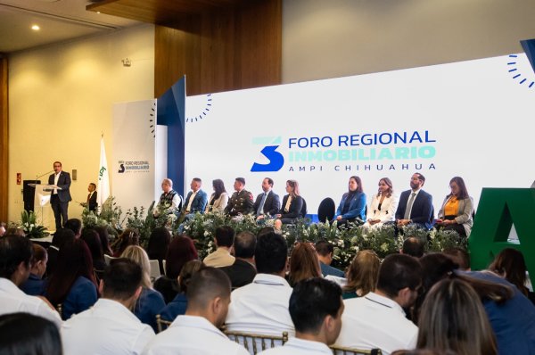 Promueve Gobierno Municipal servicios y trámites en foro inmobiliario