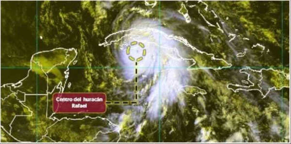 Huracán Rafael amenaza con fuertes lluvias y vientos en el sureste de México