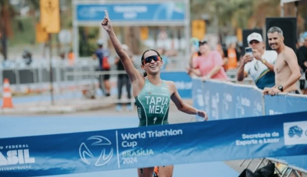 La mexicana Rosa María Tapia conquista oro en la Copa del Mundo de Triatlón en Brasilia