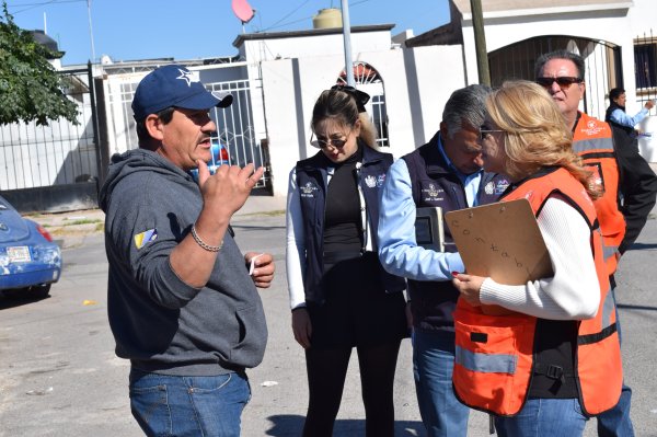 Realiza Sindicatura recorrido por la Colonia Atenas I para verificar los Servicios Públicos