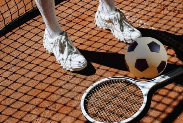 Antigua estrella del futbol mundial debutará en el tenis profesional