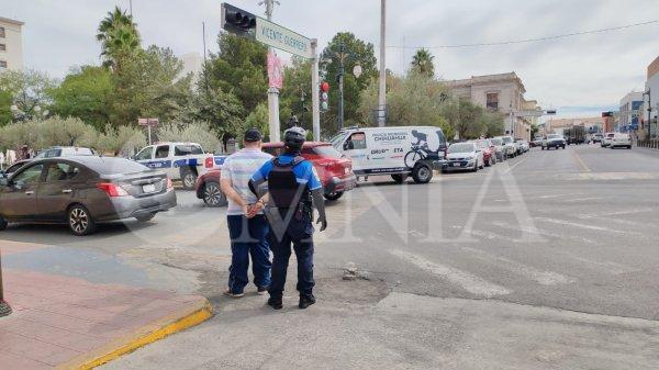 Detienen a sujeto que ingresó a bodega de un Oxxo