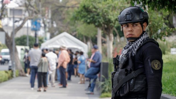 Despliegan más de 12 mil efectivos militares en el estado de Guerrero