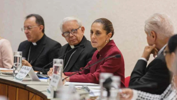 Iglesia católica espera que Sheinbaum mantenga el diálogo por la paz; ofrece mediar con grupos criminales