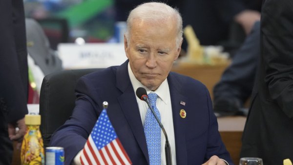 CNN enumera los tres problemas que plantea la decisión de Biden de autorizar ataques contra Rusia